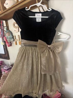 iris Black Velvet and Gold Metallic Bow Formal Dress